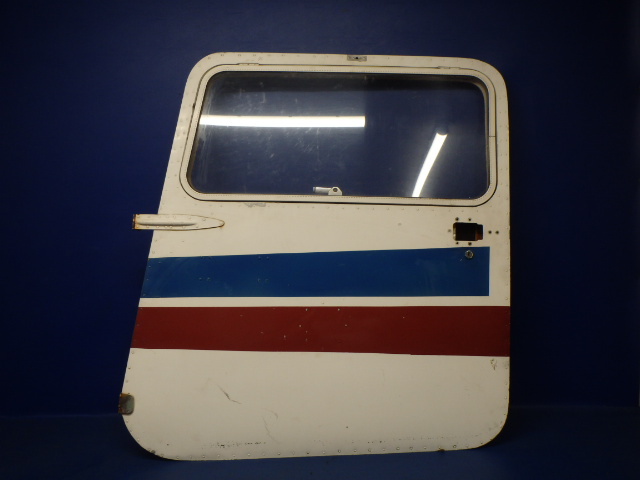 NPN Cessna - LH CABIN DOOR